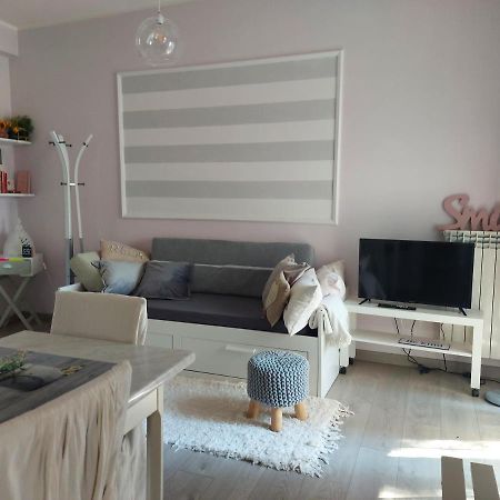 La Pineta - Delightful Small Apartment Near The City Center 拉奎拉 外观 照片