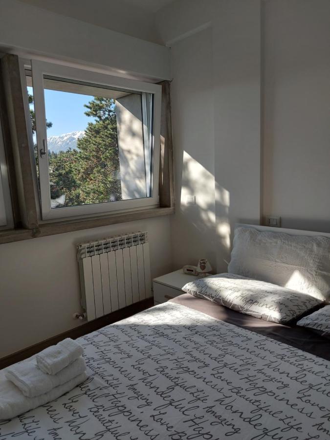 La Pineta - Delightful Small Apartment Near The City Center 拉奎拉 外观 照片