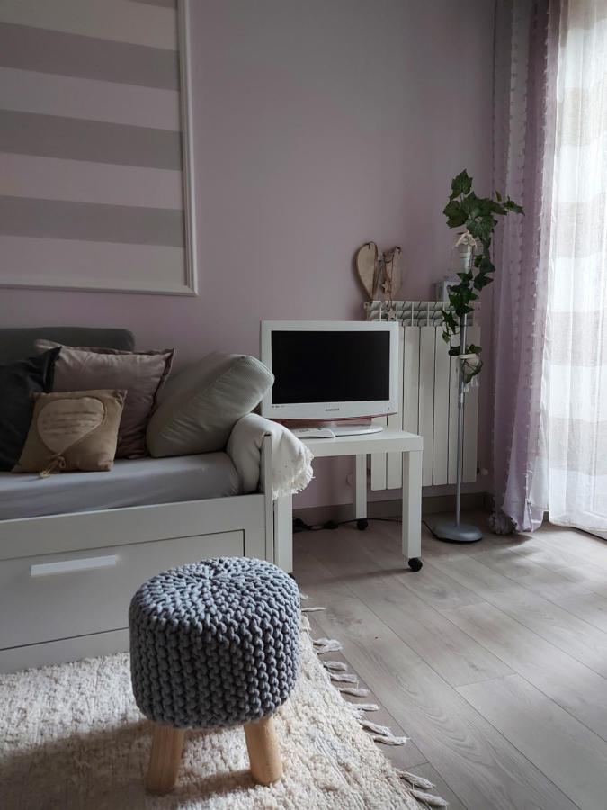 La Pineta - Delightful Small Apartment Near The City Center 拉奎拉 外观 照片