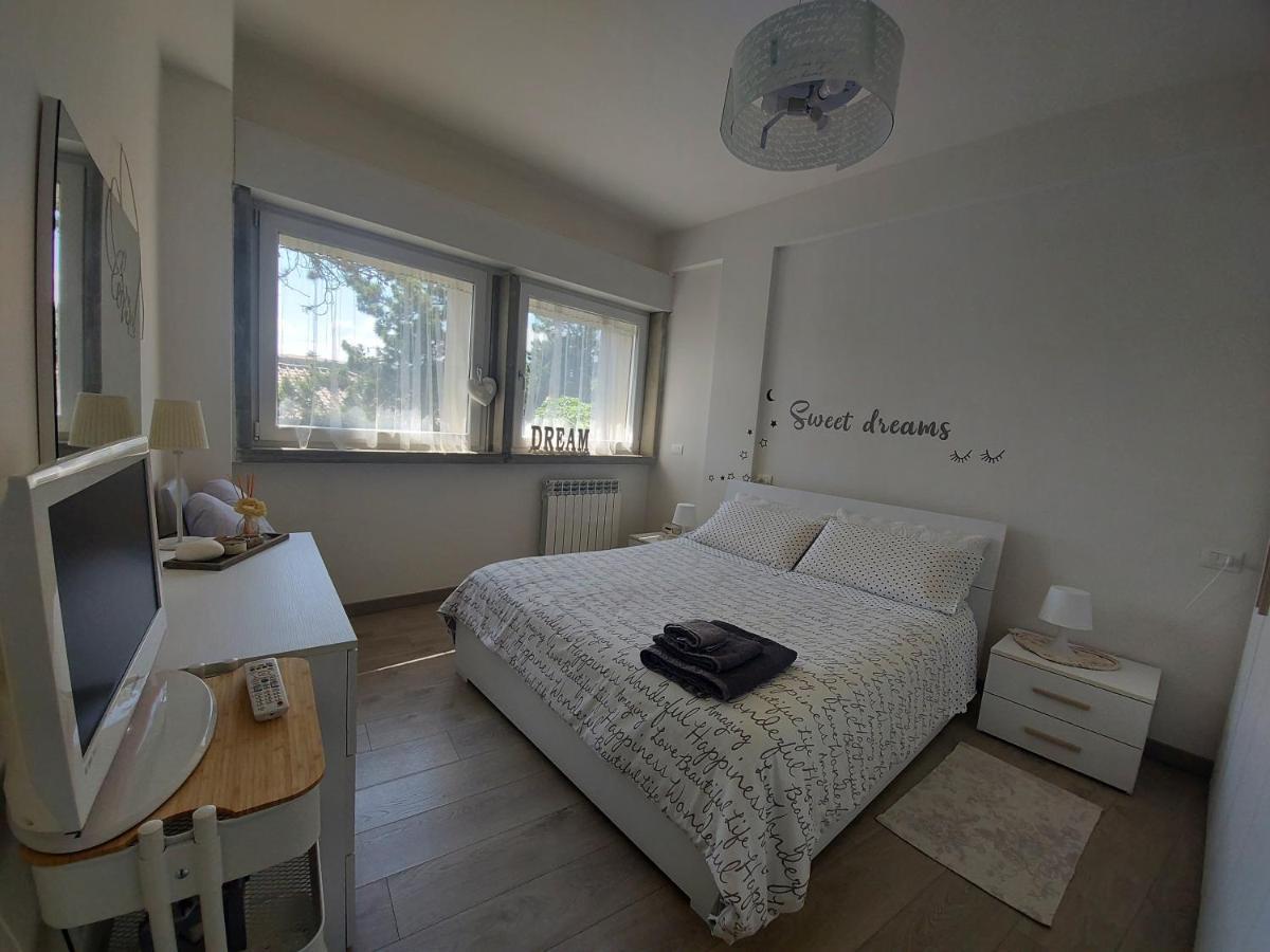 La Pineta - Delightful Small Apartment Near The City Center 拉奎拉 外观 照片