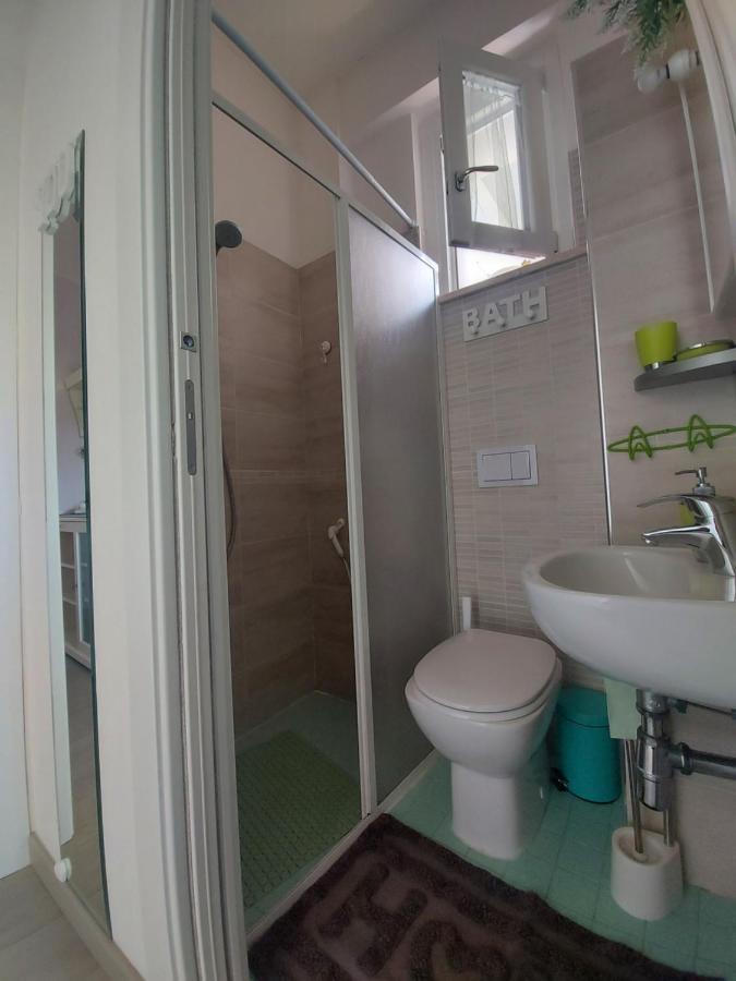 La Pineta - Delightful Small Apartment Near The City Center 拉奎拉 外观 照片